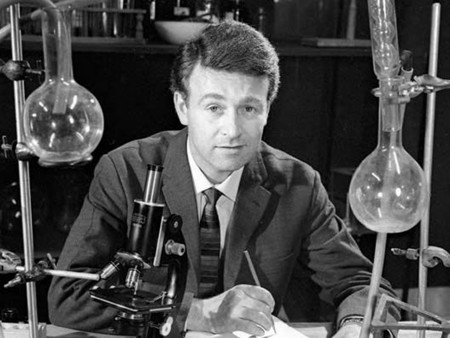 Ian Chesterton